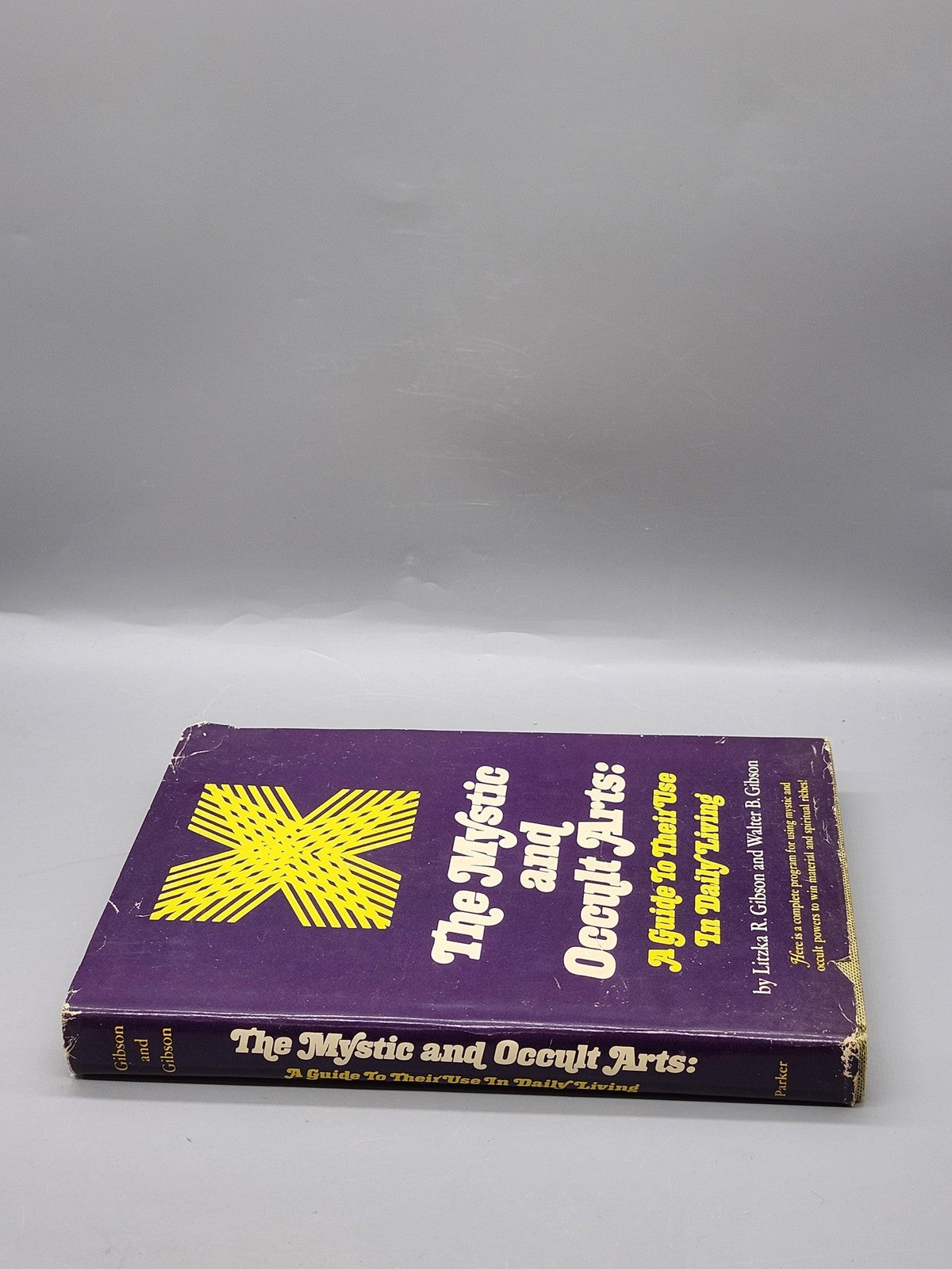 Vintage Mystic And Occult Arts Guide Gibson Purple HC DJ USA 1969 Occult