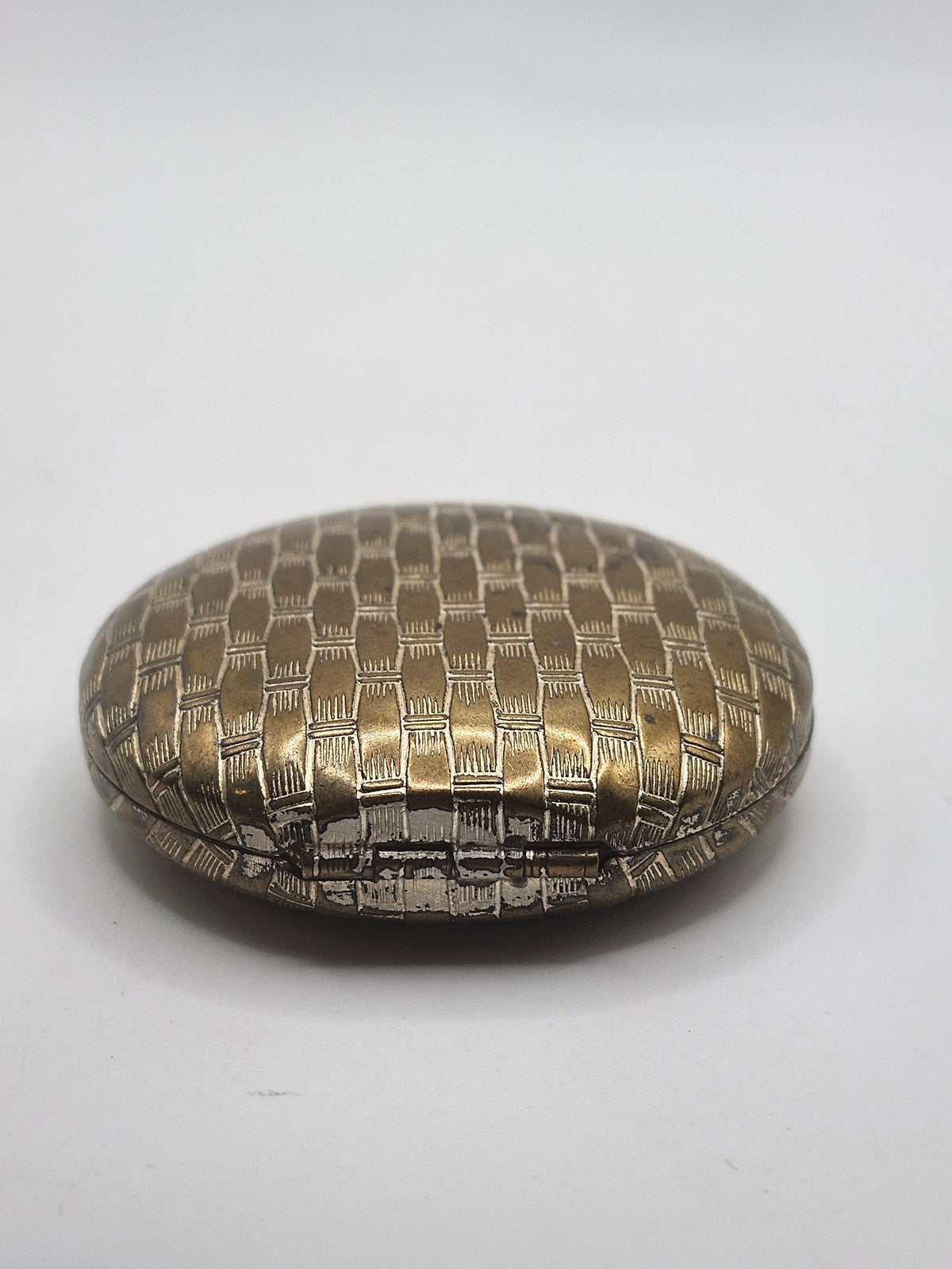 Vintage Avon Gold Tone Basketweave Compact Mirror Oval Makeup Case Vanity Decor