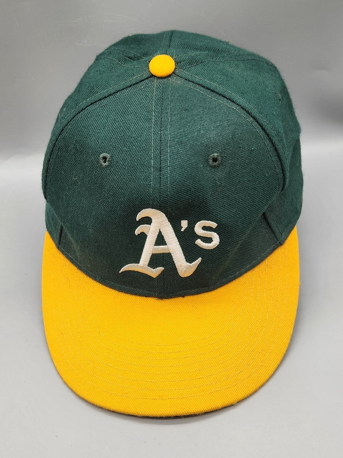Vintage Oakland Athletics A's Diamond Collection Fitted Hat Size 7 5/8 Green...