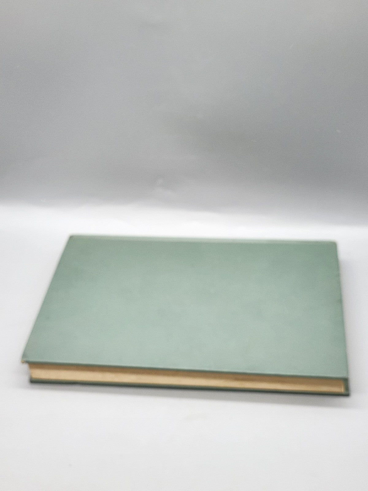 Vintage Mystic & Occult Arts Gibson & Gibson Green HC Peachtree USA 1971 Guide