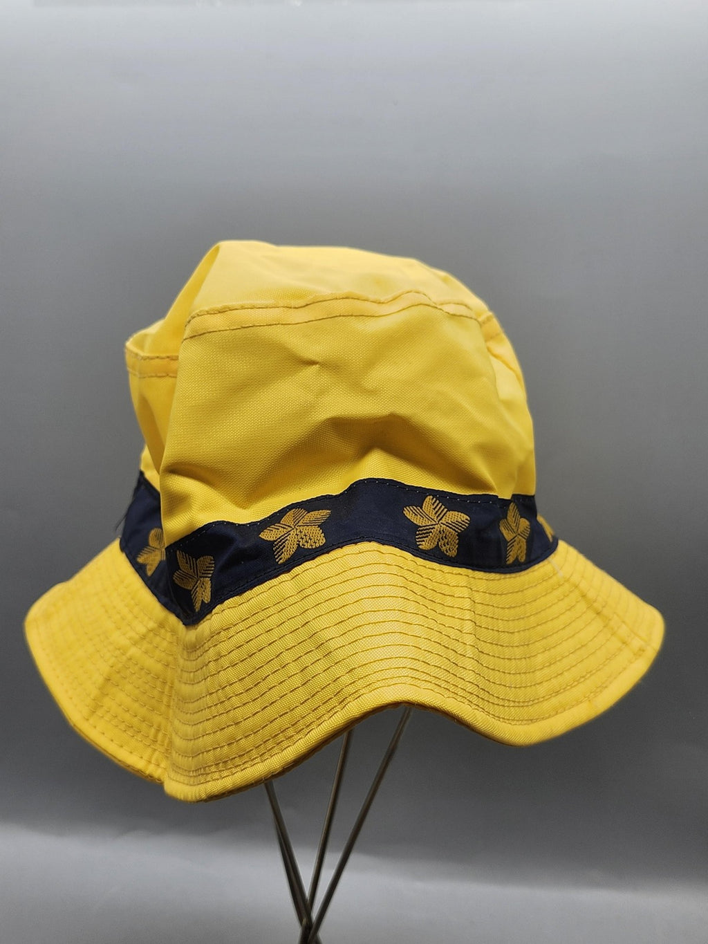 THK Hat Bucket Fitted Mens Medium Yellow Blue Floral Band Go Team Sports