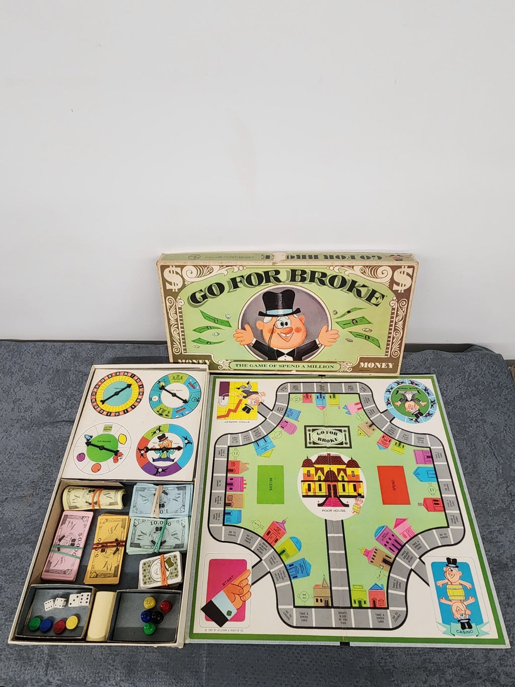 Vintage 1965 Go For Broke Board Game Selchow & Righter Complete? Retro Game