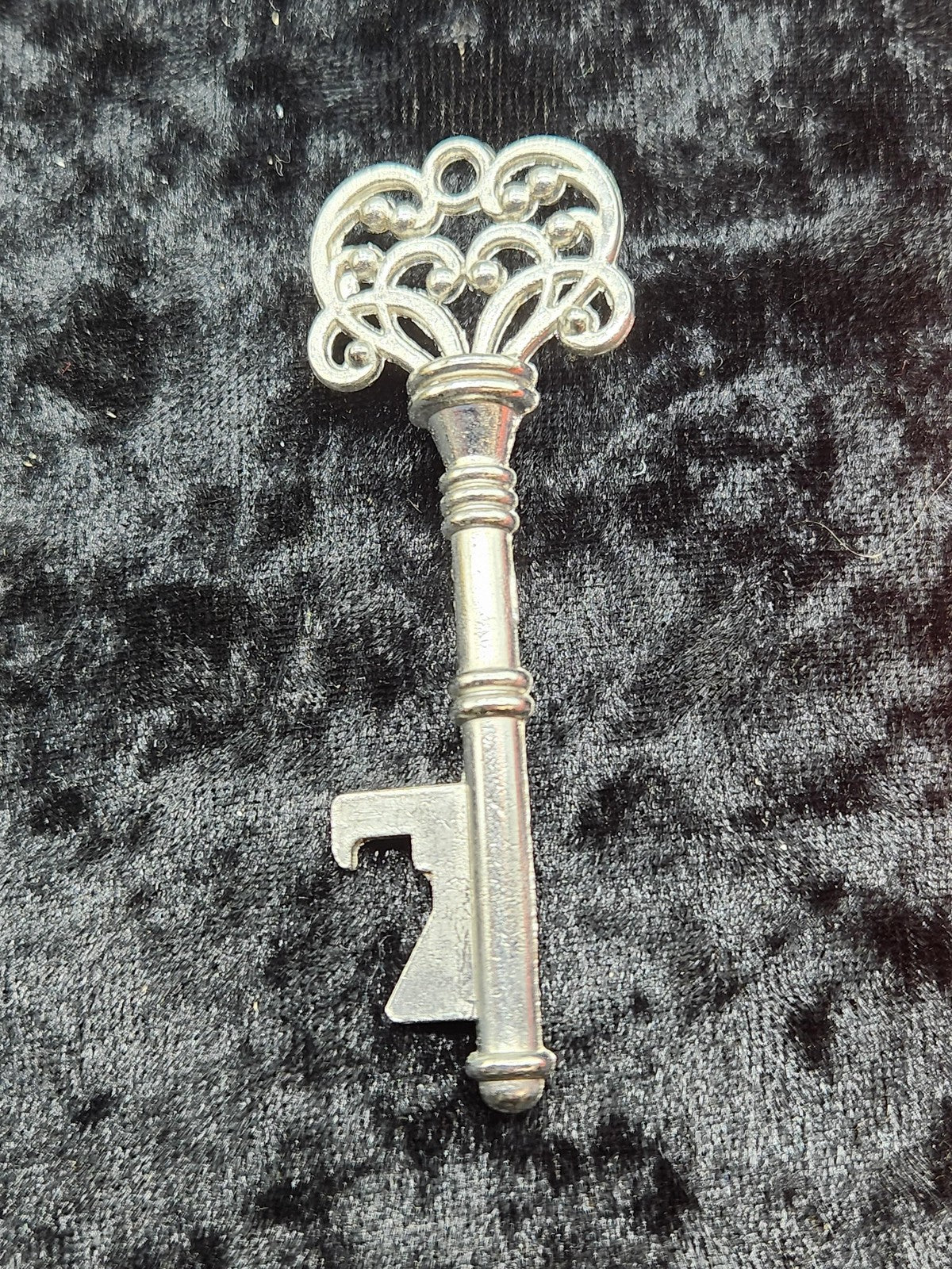 Retro Key Shape Bottle Opener Small Silver Metal Ornate Handle Bar Tool