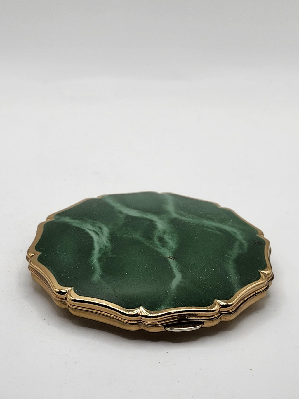 Vintage Stratton Compact Green Marbled Enamel Round Gold Tone England Vanity