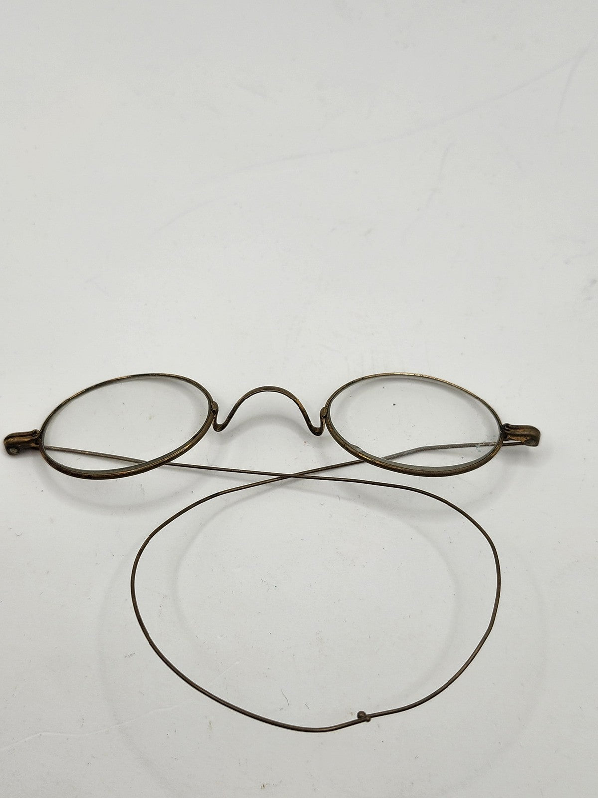 Vintage Wire Rim Oval Eyeglasses Cable Temple Spectacles Gold Tone Metal USA