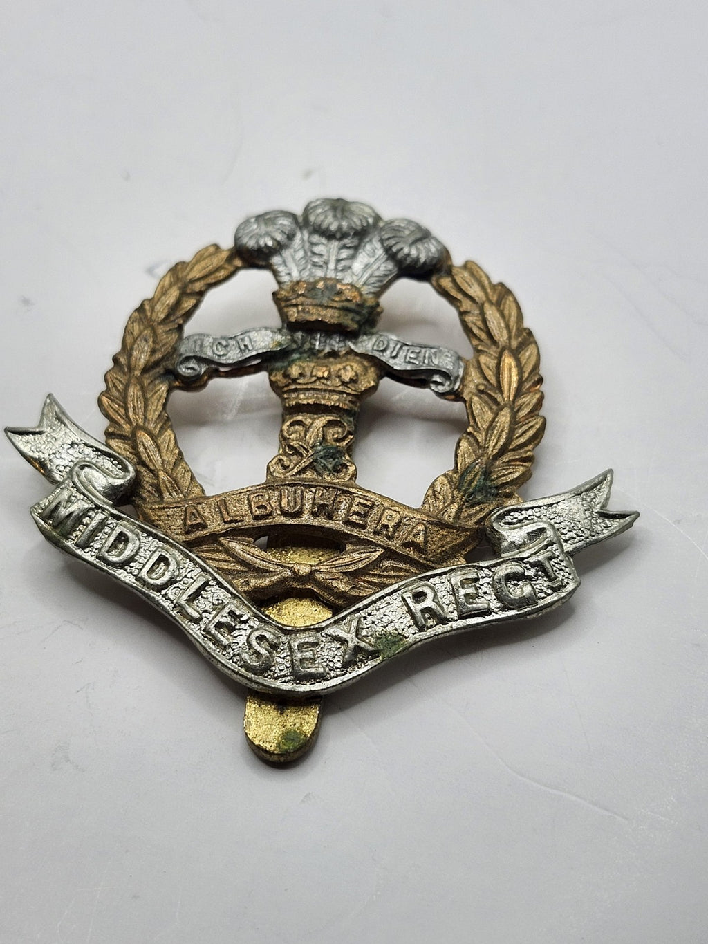 Vintage Middlesex Regiment Cap Badge Small Brass Silver Tone England Militaria