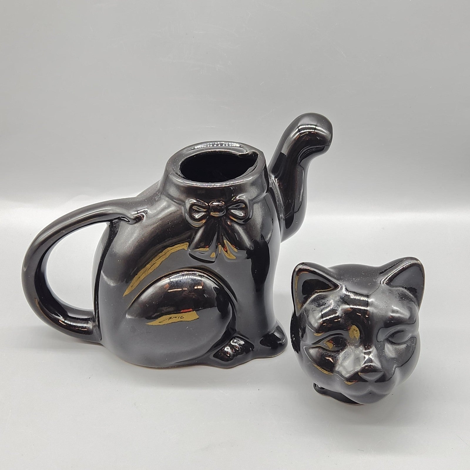 Black Ceramic Cat Teapot Glossy Figural Lid Handle Small Kitchen Decor