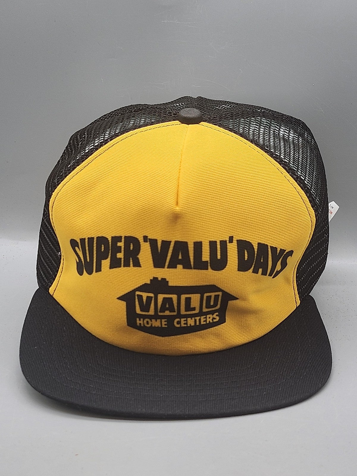 Vintage New Era Super Valu Hat Cap Snap Back Mens One Size Yellow Trucker 80s