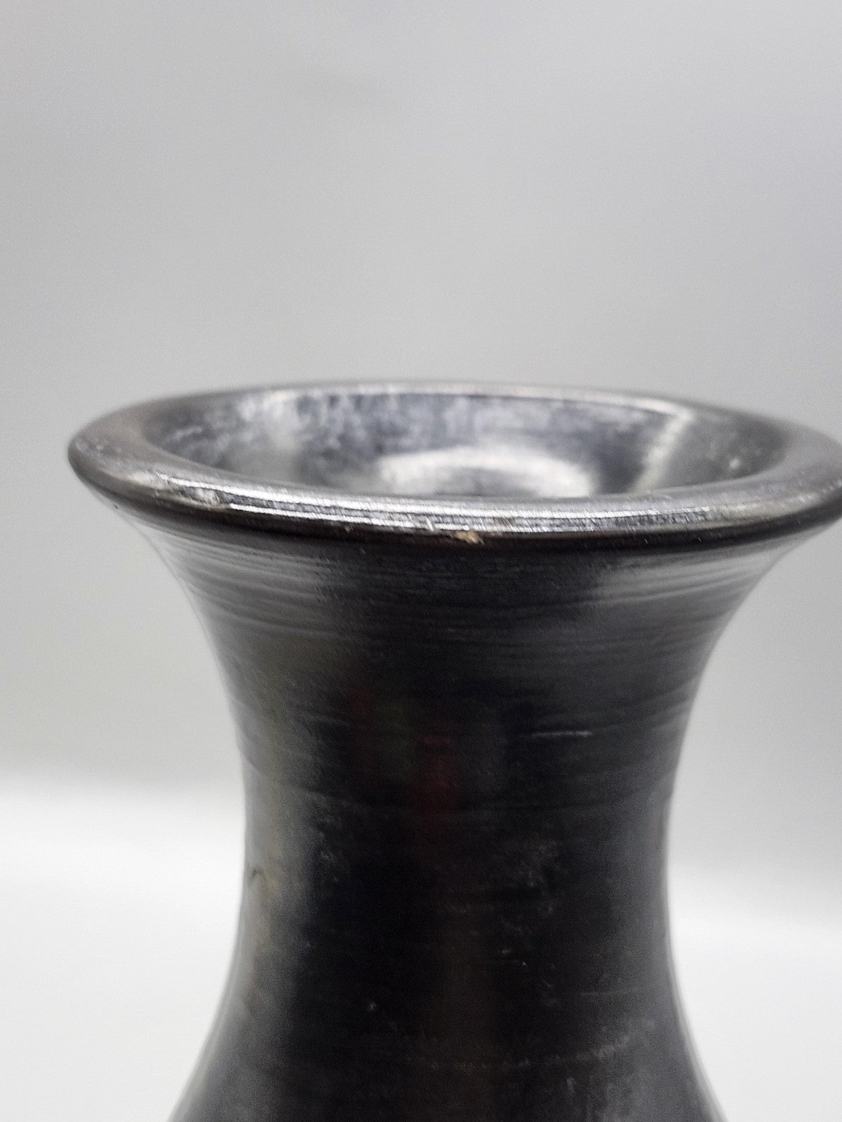 Mulayek Black Carved Ceramic Vase Striped Art Pottery Table Home Decor