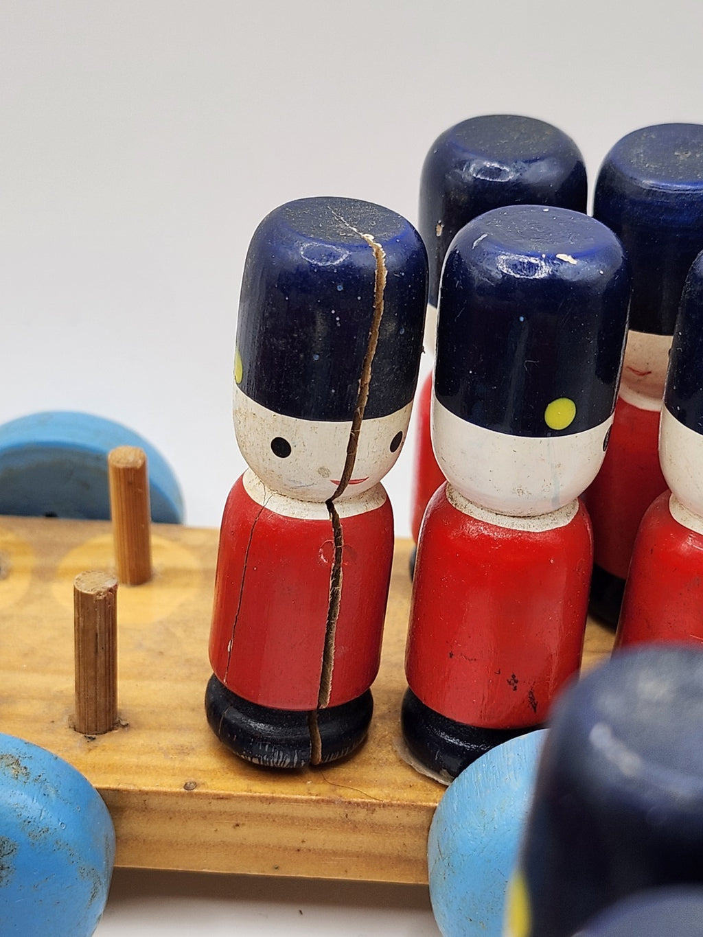 Wooden Lillian Vernon Toy Train Soldiers Pull String Counting 1986 Vintage