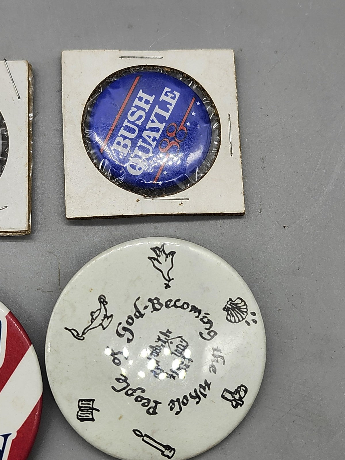 Vintage Political Campaign Pinback Buttons Lot 8 Bush Quayle Kerry McGovern USA