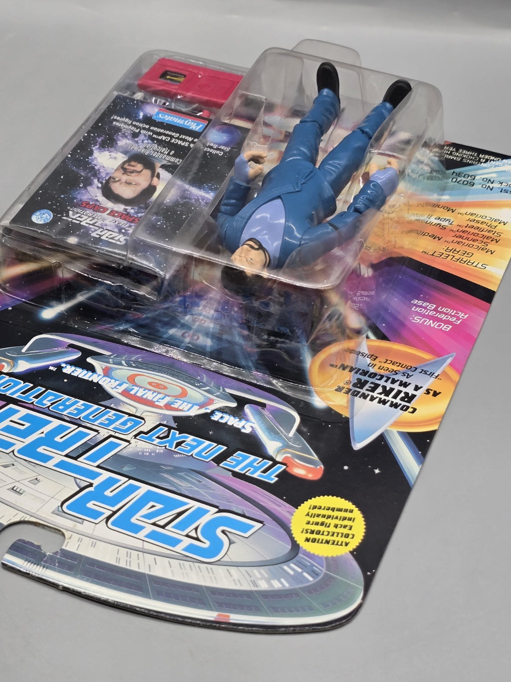 Star Trek TNG Commander Riker as Malcorian 7th Season Figure NOS 1995