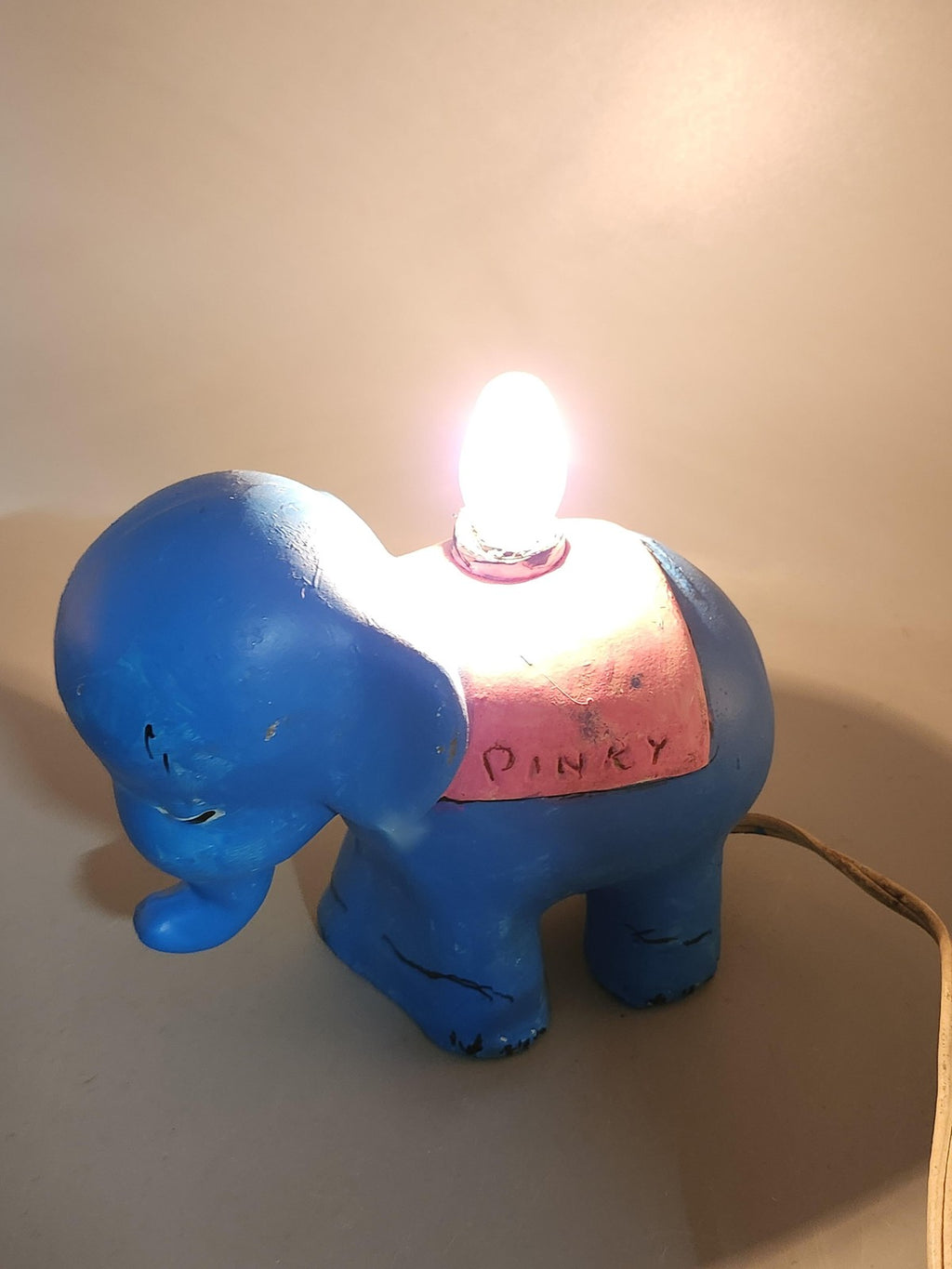 Vintage Chalkware Blue Elephant Bedside Lamp Plug In Nursery Night Light Pinky