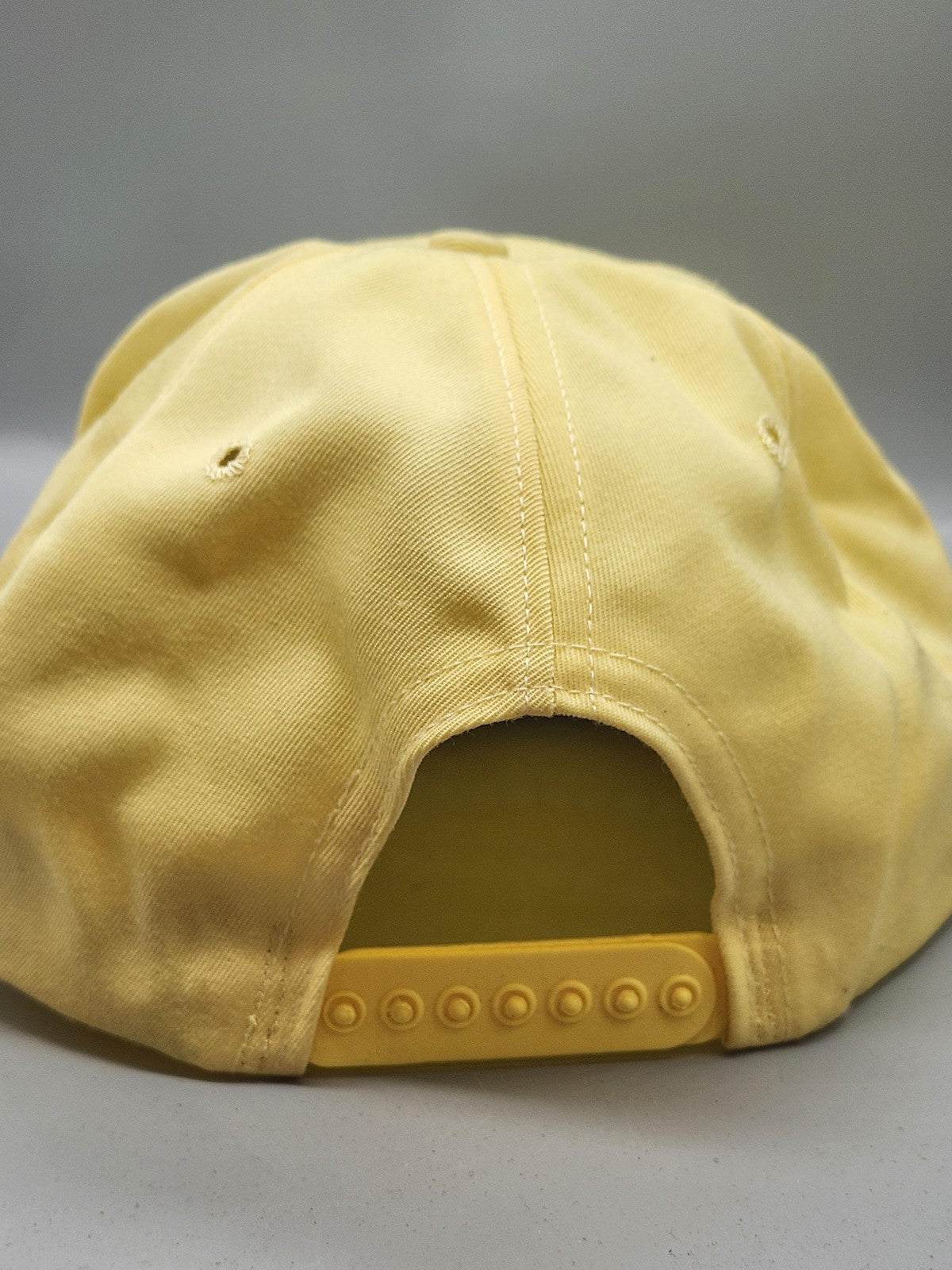 Vintage New Era Great Gorge's Resort Hat Cap Snap Back Mens Large Yellow 80s