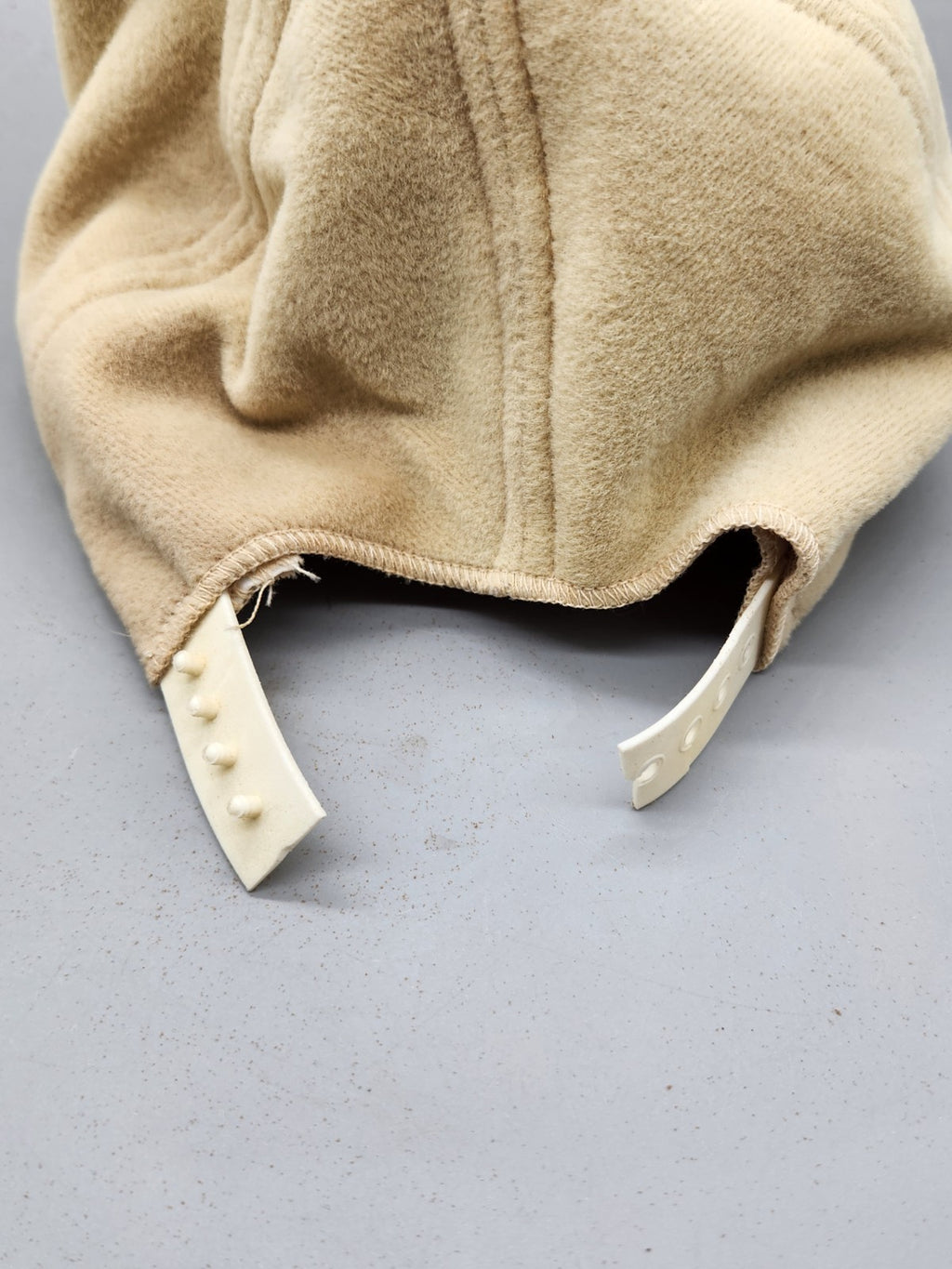 Vintage Pitt Panthers Script Snapback Hat Cap Beige Suede Look NCAA Retro