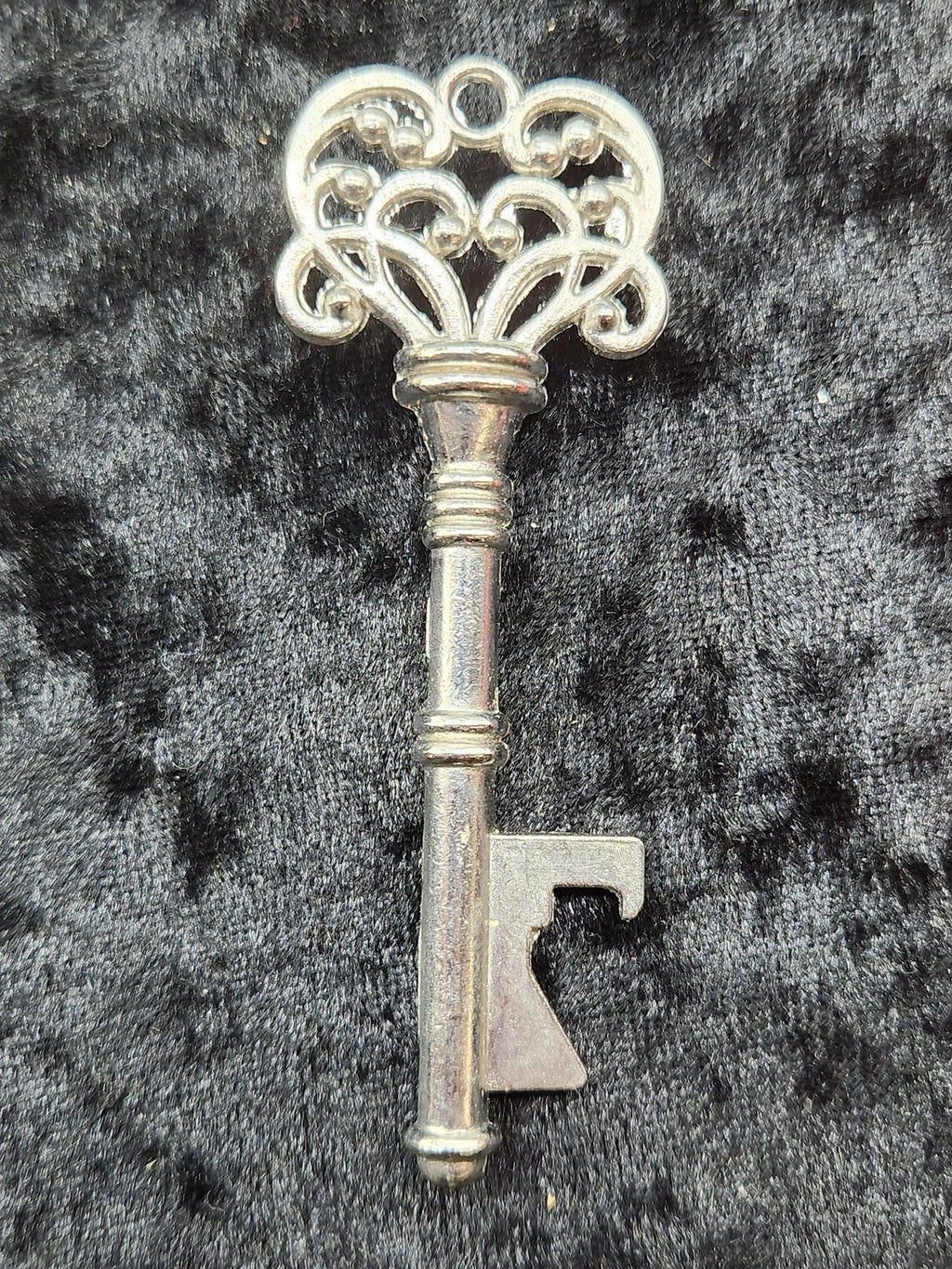 Retro Key Shape Bottle Opener Small Silver Metal Ornate Handle Bar Tool