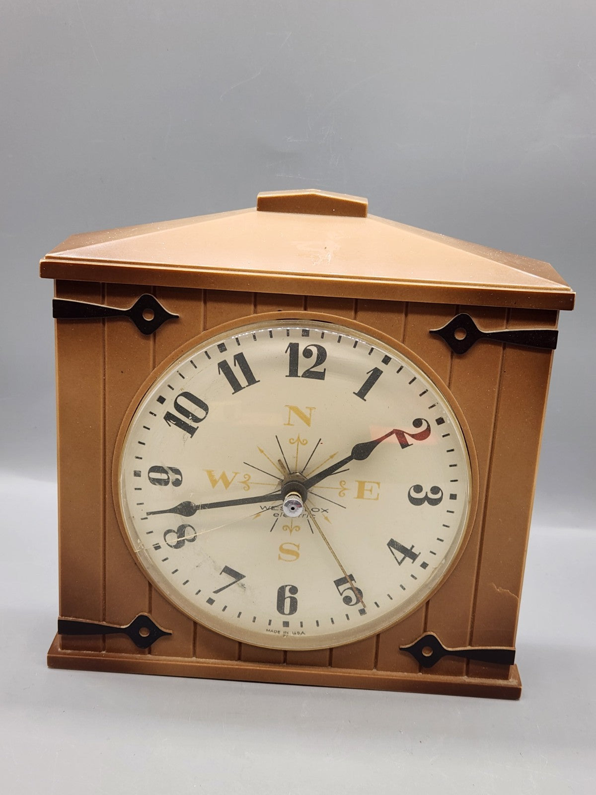 Retro Westclox Barn Style Electric Wall Clock Vintage Farmhouse Decor...