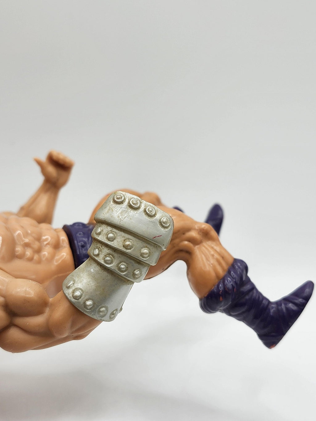 Vintage Masters Of Universe Fisto 6in Action Figure Mattel Loose Purple Boots