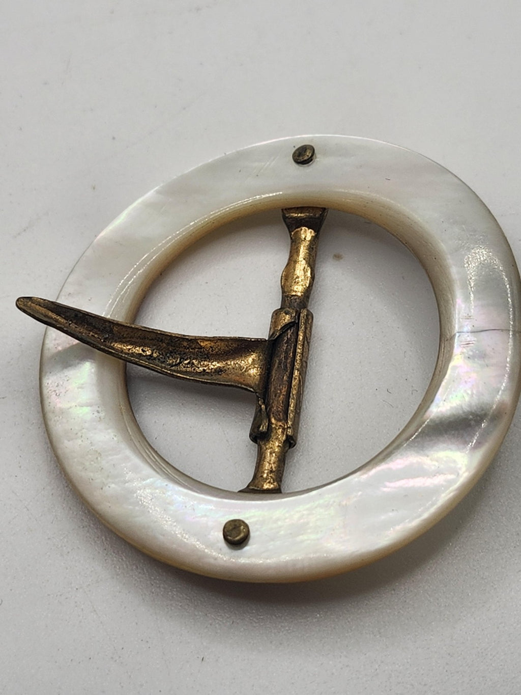 Vintage Mother Of Pearl Round Belt Buckle Brass Tongue Small White Fastening
