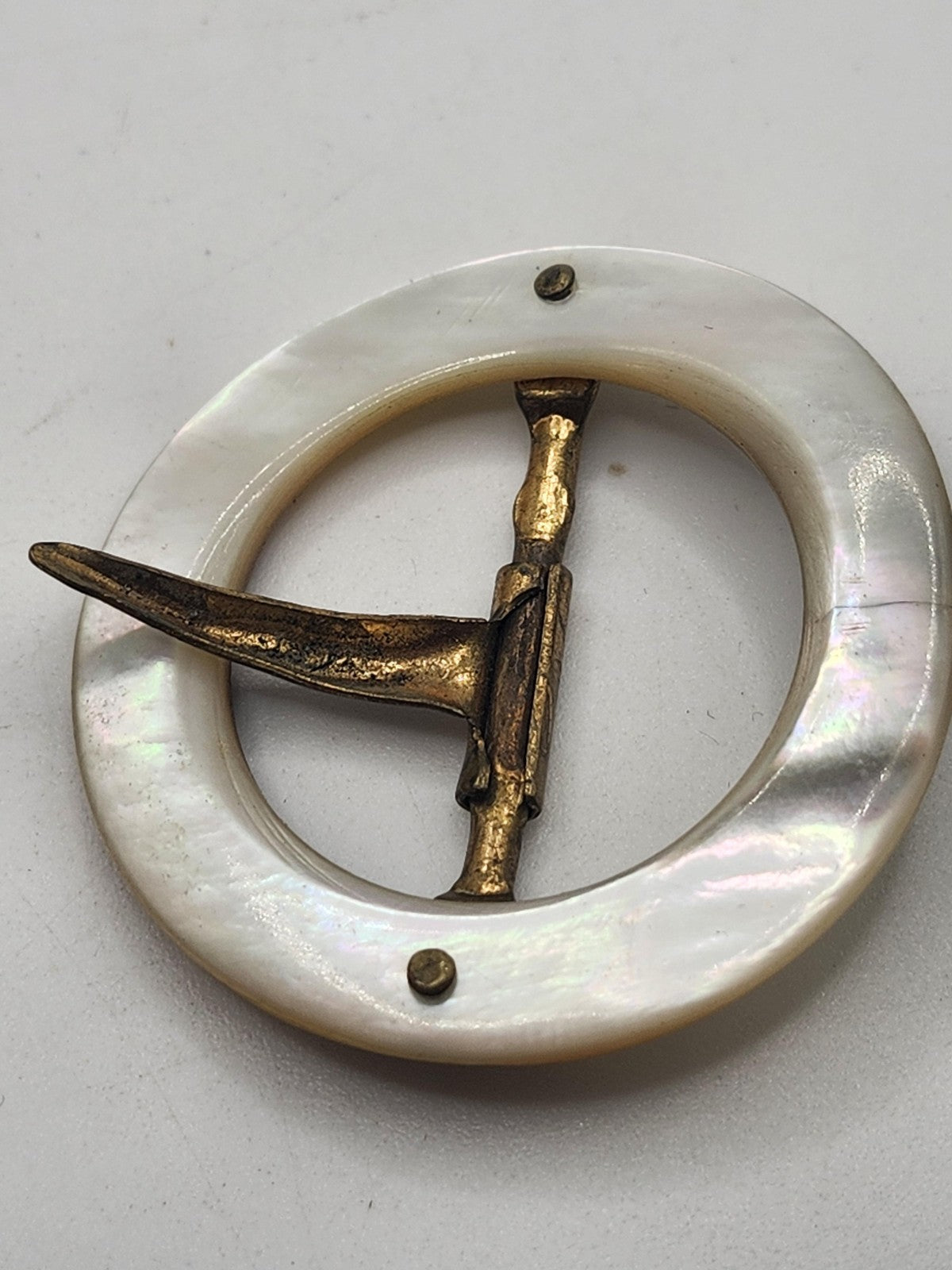 Vintage Mother Of Pearl Round Belt Buckle Brass Tongue Small White Fastening