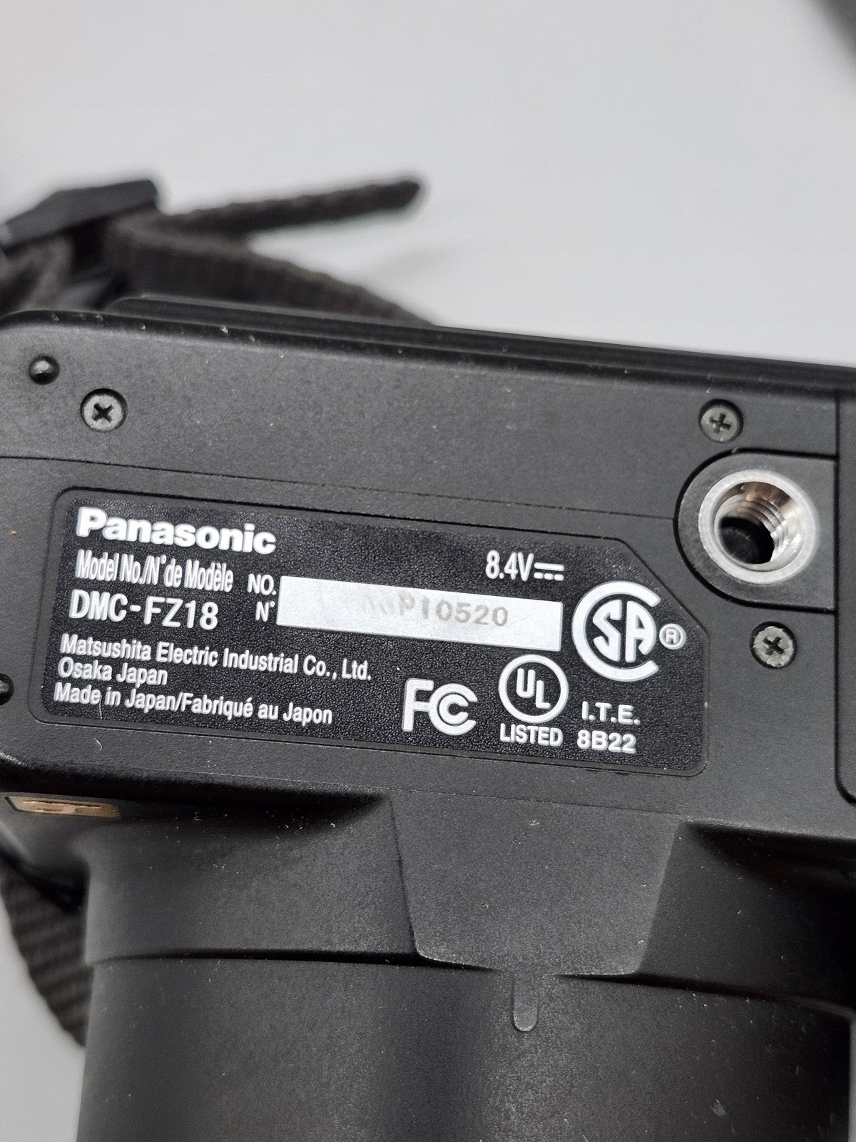 Panasonic Lumix DMC-FZ18 Digital Camera 8.1MP 18X Zoom Black For Parts Repair