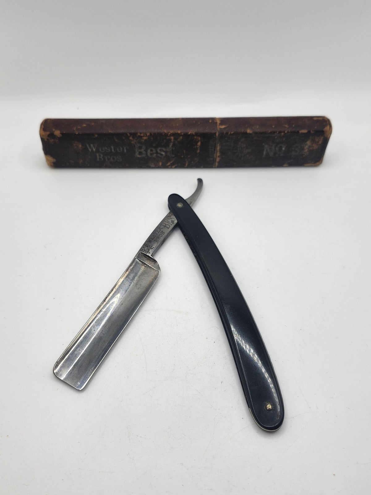 Vintage Wester Bros Best Straight Razor No 32 Black Handle Germany Shaving