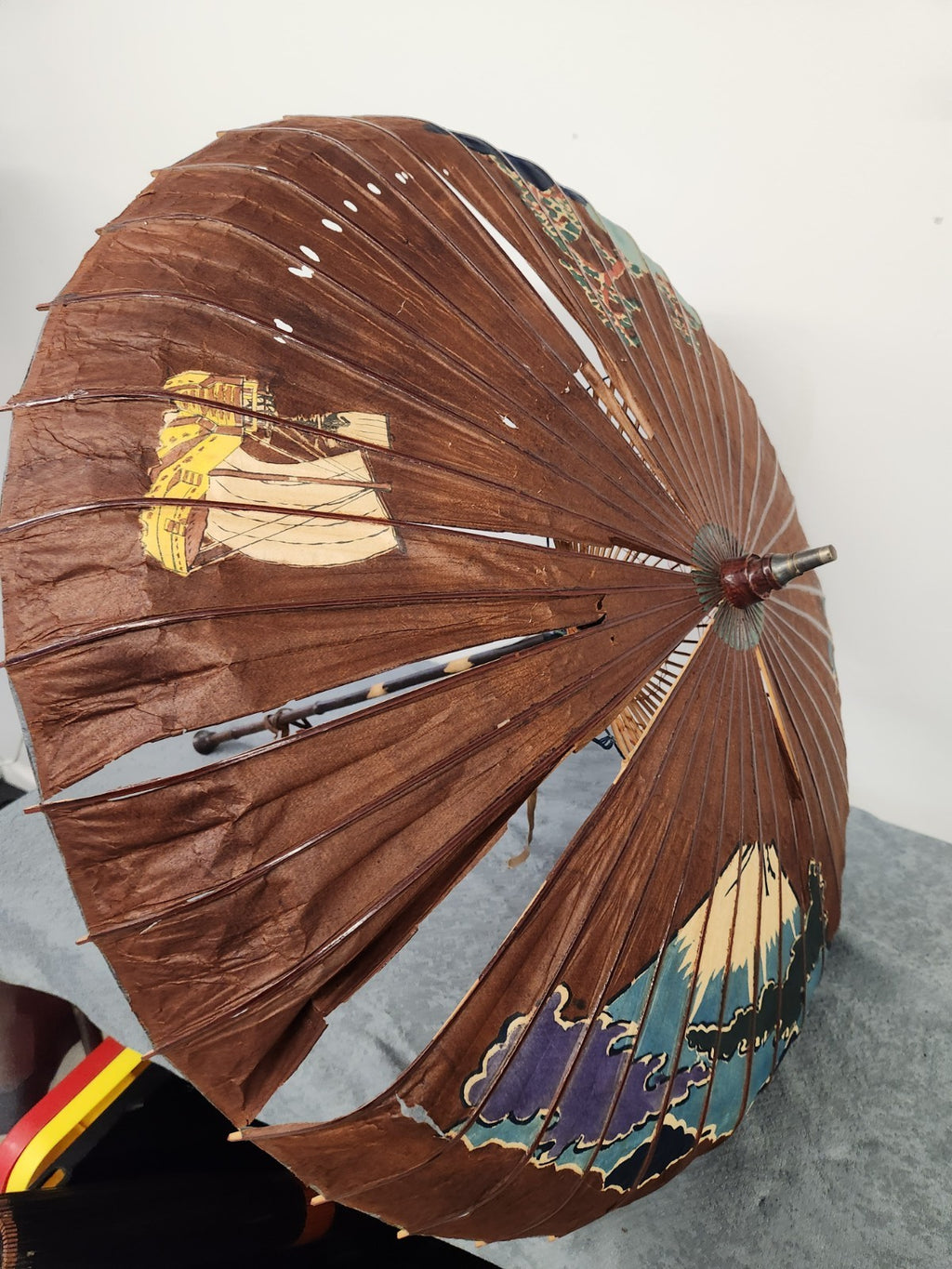 Vintage Japanese Paper Parasol Umbrella Hand Painted Mt Fuji Bamboo Wagasa 32”