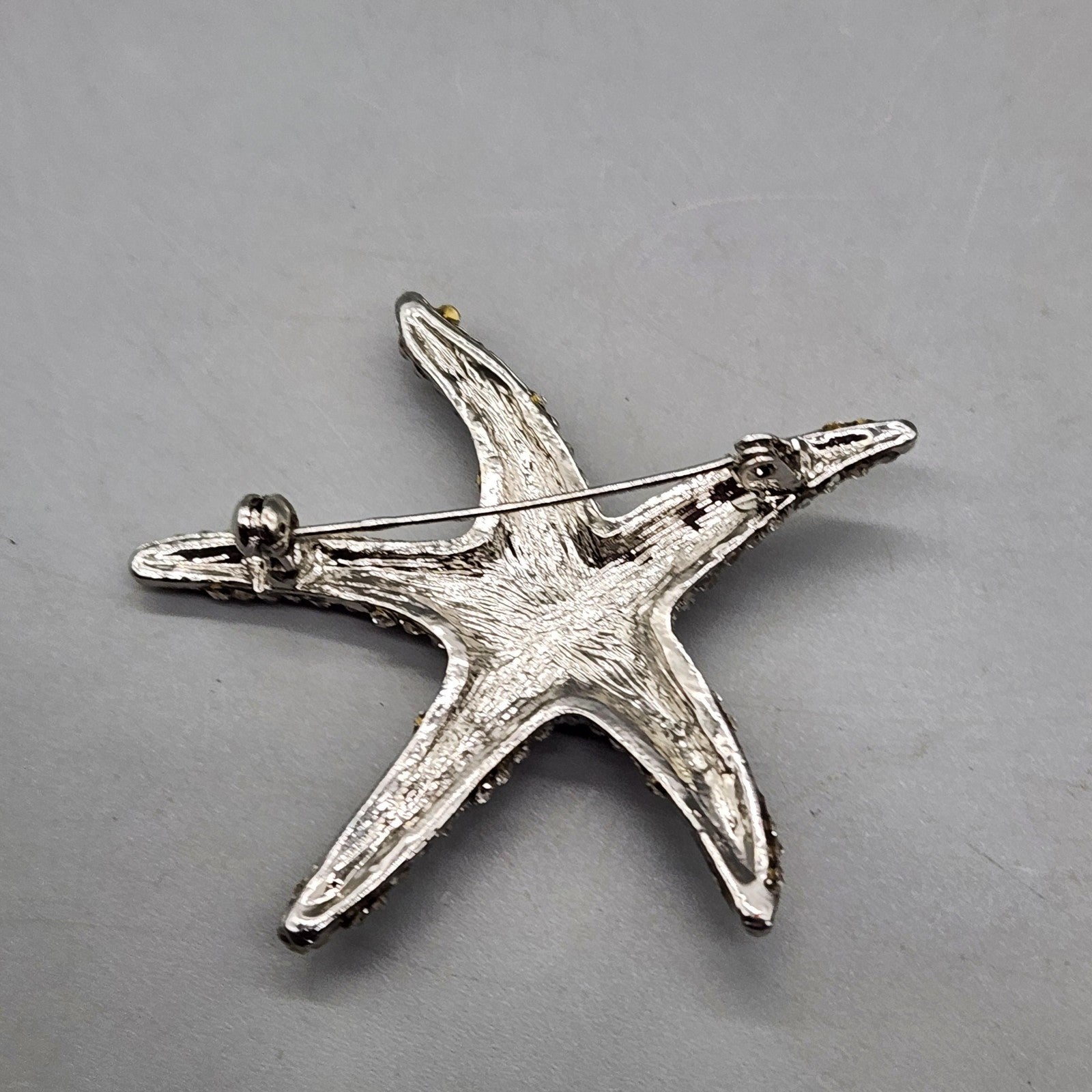 Starfish Brooch Pin Silver Tone Clear Rhinestone Sea Life Beach Jewelry 2.5in