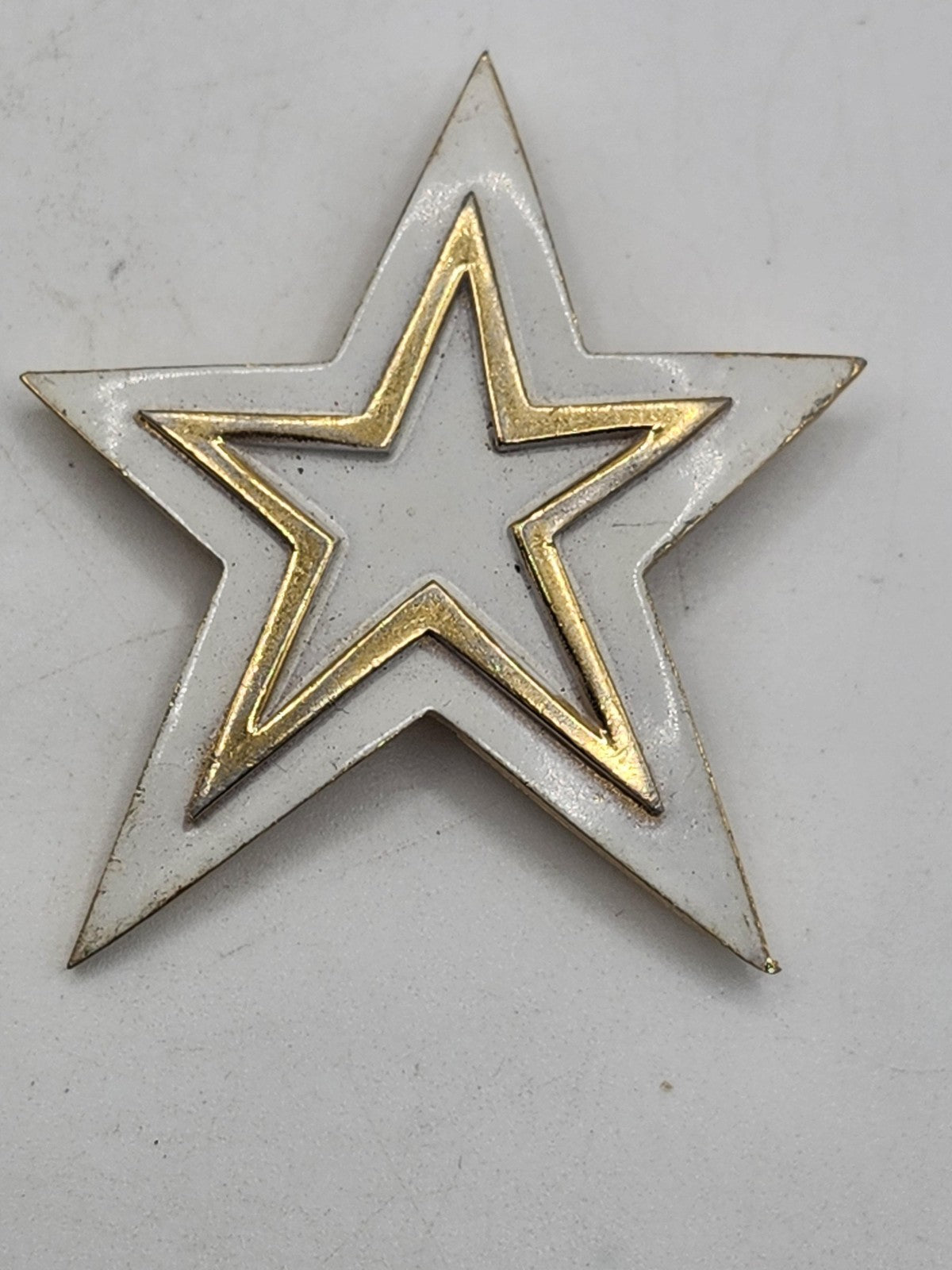 Vintage Trifari Star Brooch Pin White Enamel Gold Tone Celestial Jewelry 3 Inch