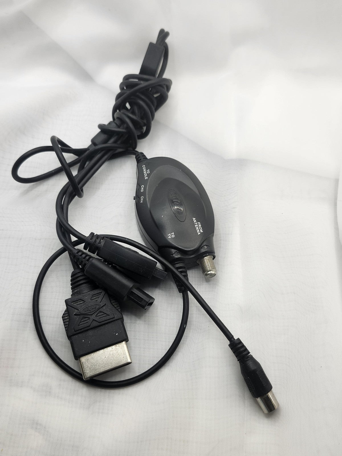 Intec RF Switch Sony PlayStation PS1 PS2 PS3 Console TV Cable Black Adapter