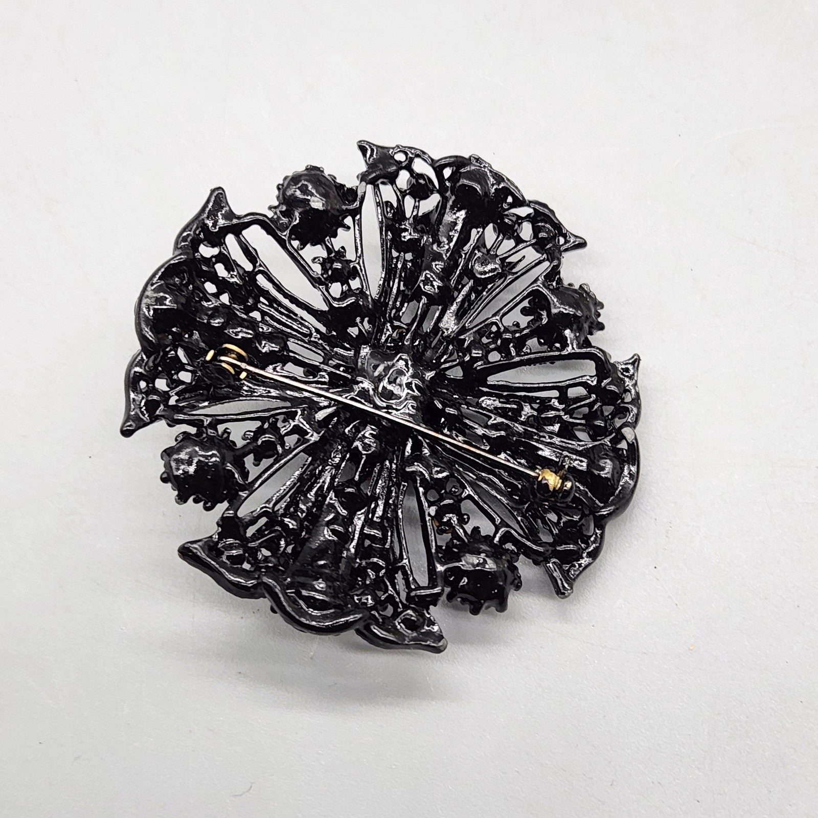 Black Tone Flower Round Brooch Pin Clear Rhinestone Costume Jewelry Floral