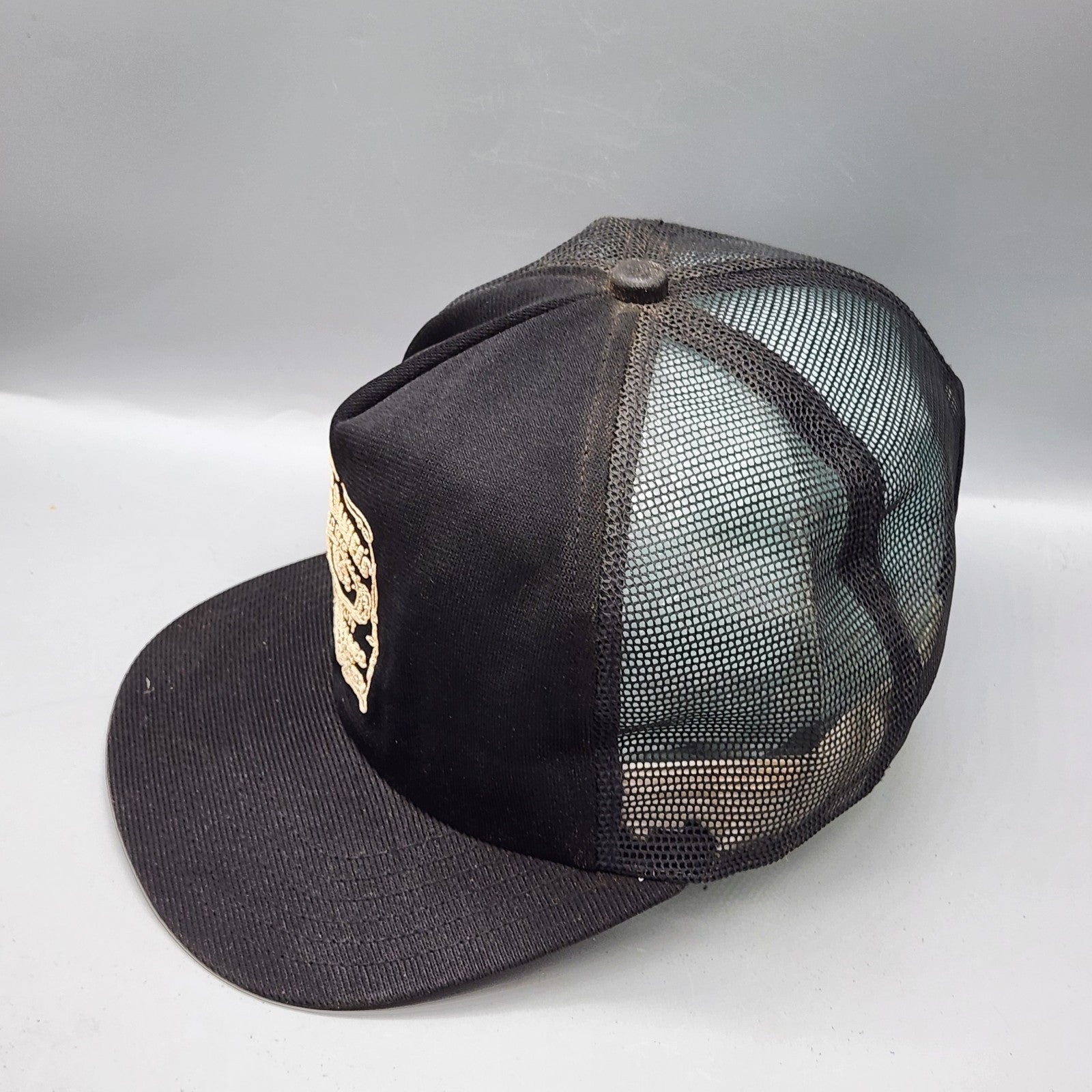 Vintage Jack Daniel’s Trucker Hat USA Made Mesh Snapback Whiskey Black Cap Distr