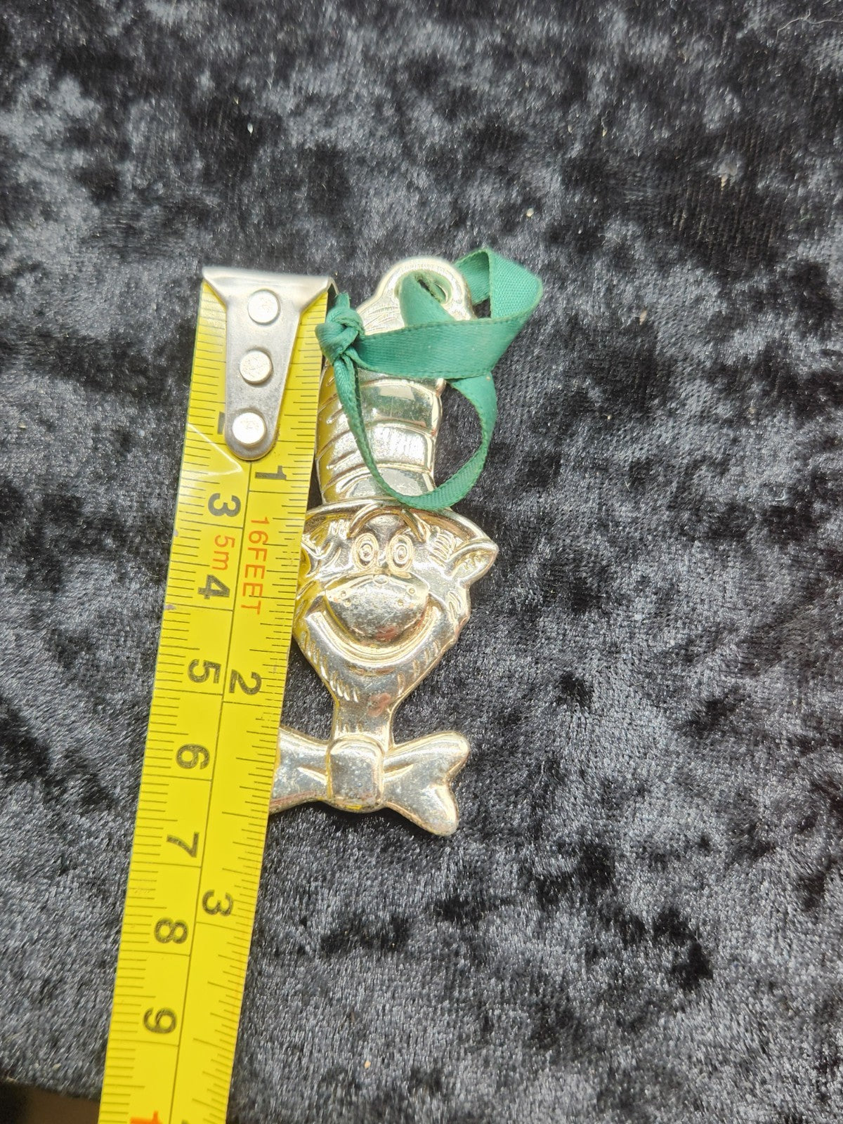 Vintage Dr. Seuss Cat In The Hat Brass Tone Ornament Decoration Hallmark Style