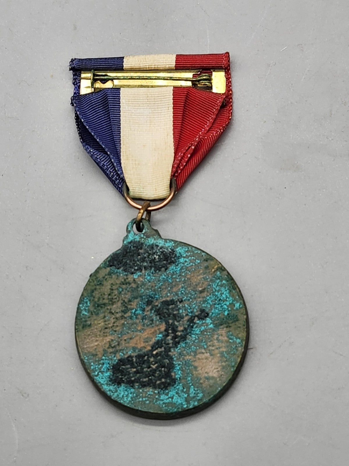 Vintage New York Parks Recreation Buffalo Medal Red White Blue Ribbon City Award