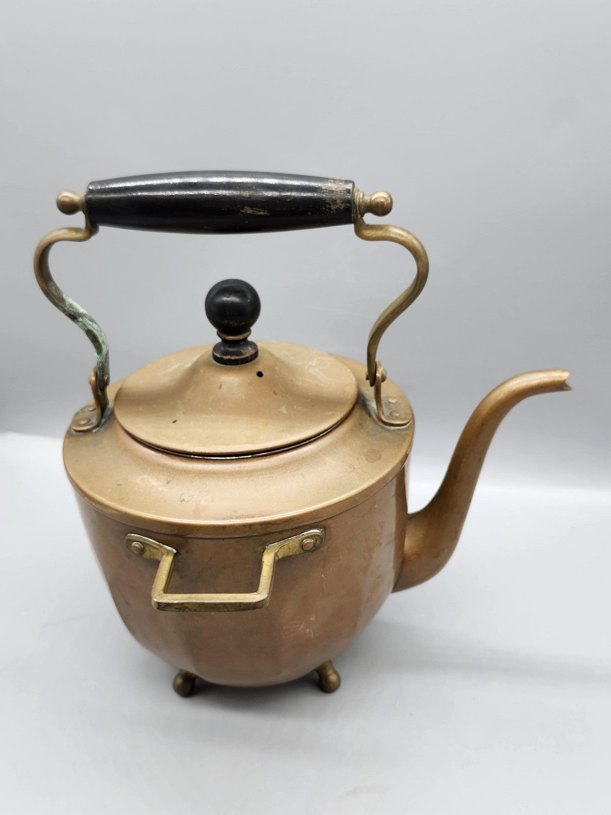 Vintage Copper Brass Tea Pot Kettle Medium Brown Wood Handle Lid Strainer Decor