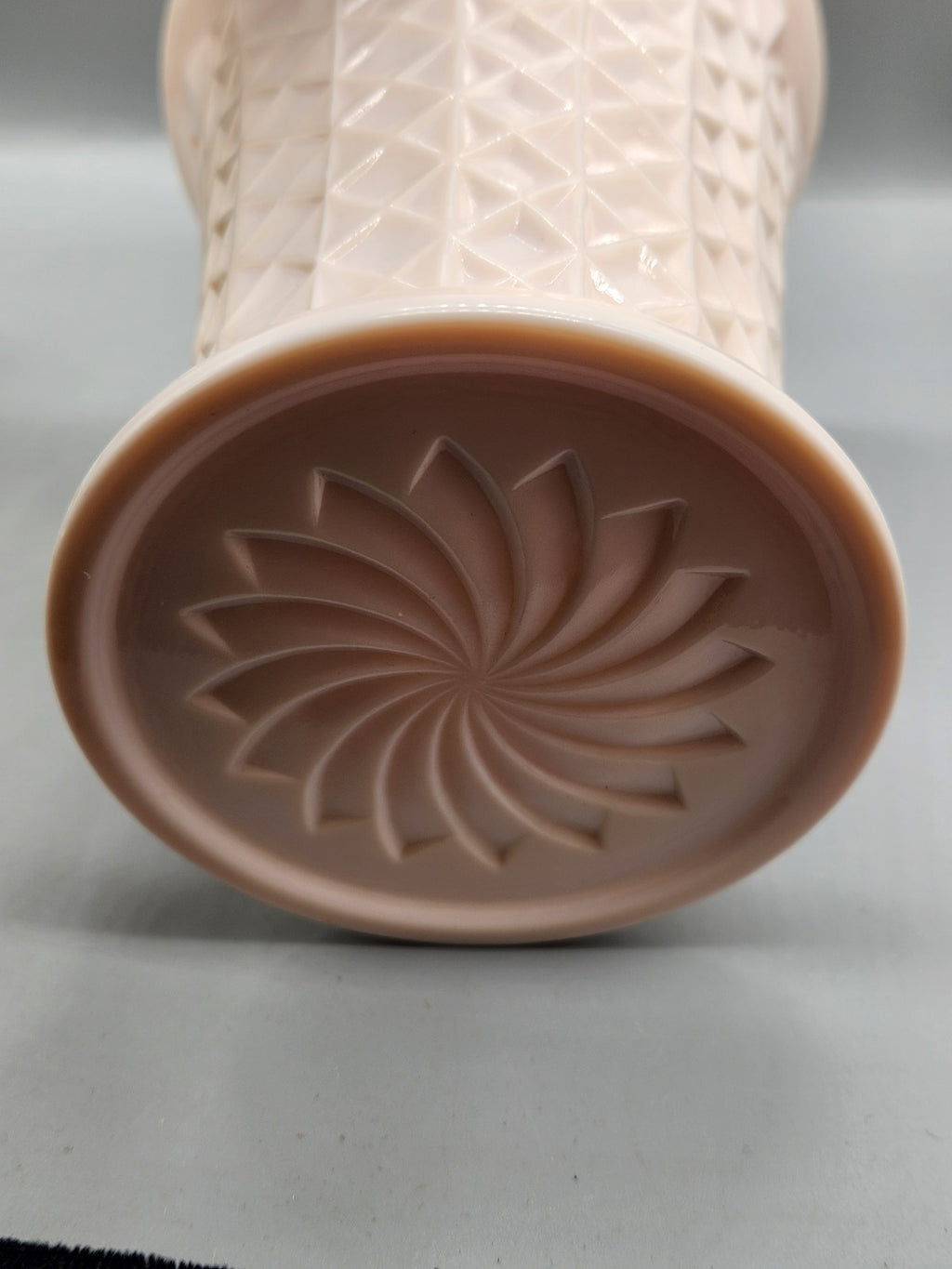 Vintage Pink Milk Glass Diamond Point Vase / Planter – Mid Century Art Deco...