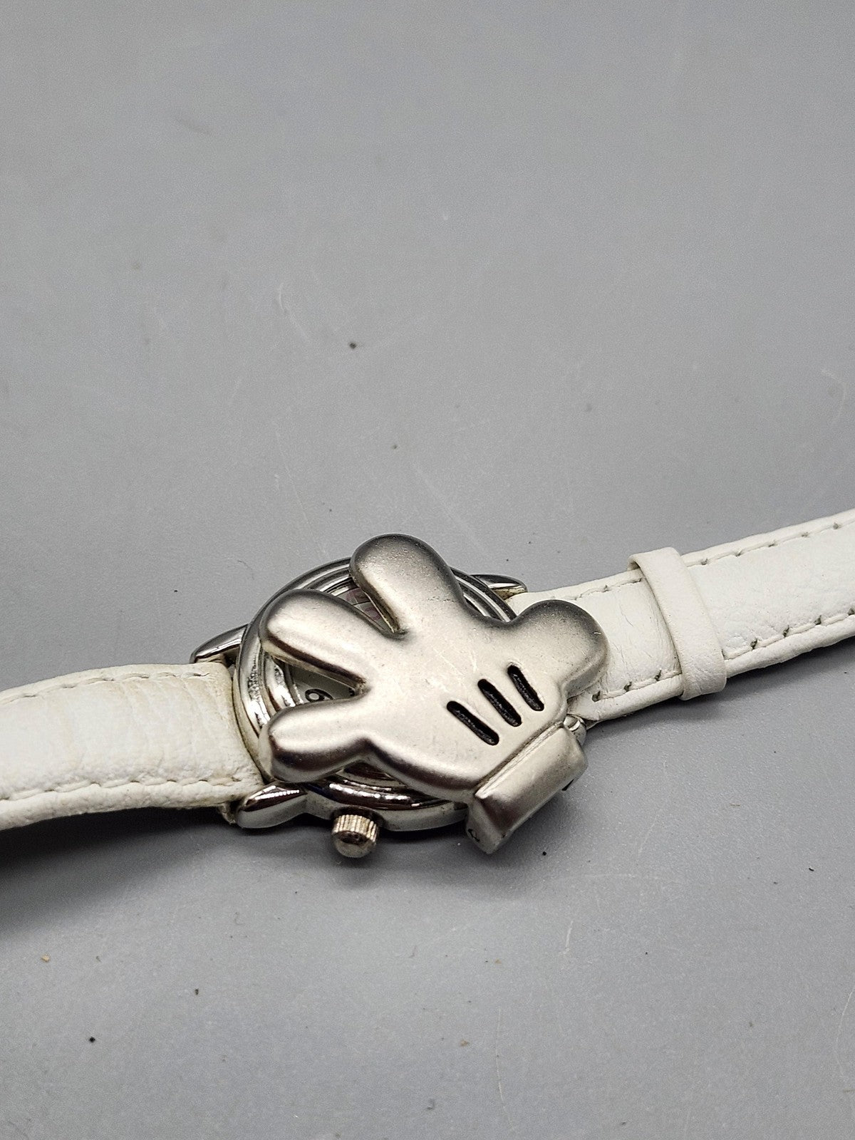 Disney Watch Girls Mickey Glove Cover White Band Quartz Analog Wristwatch