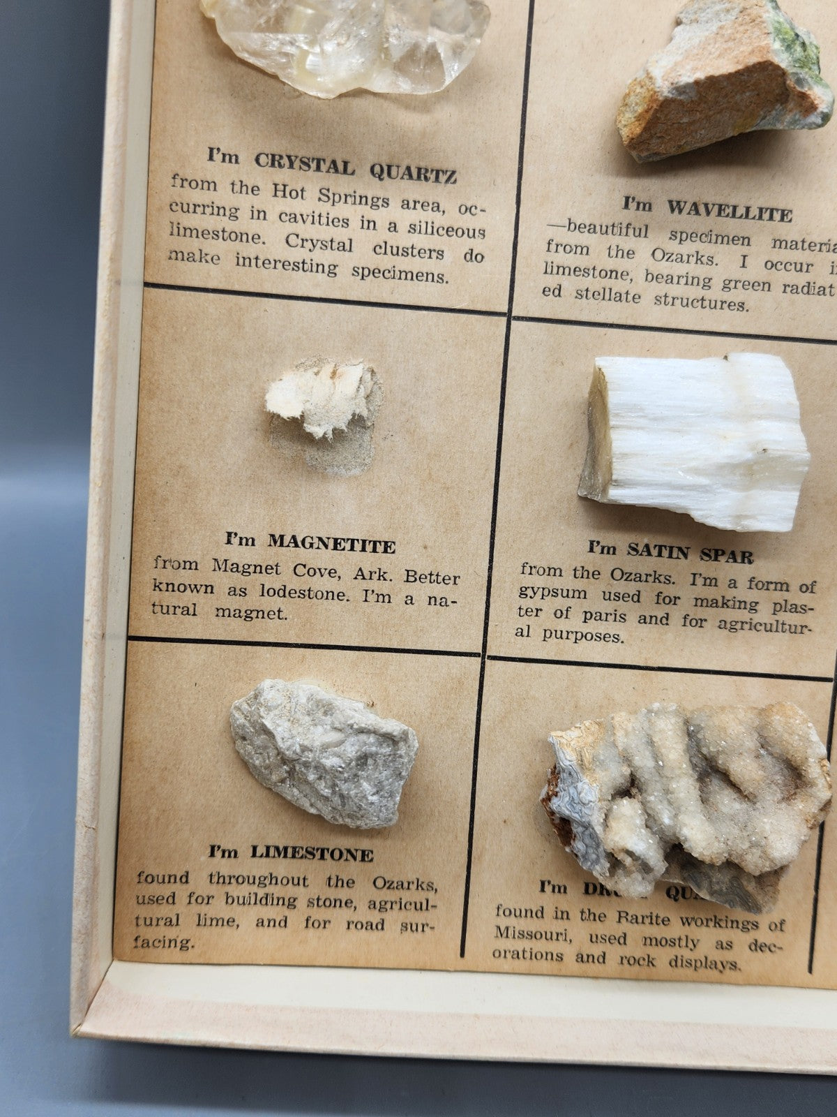 Vintage Onondaga Cave Leasburg MO Rock Mineral Specimen Display Souvenir Box