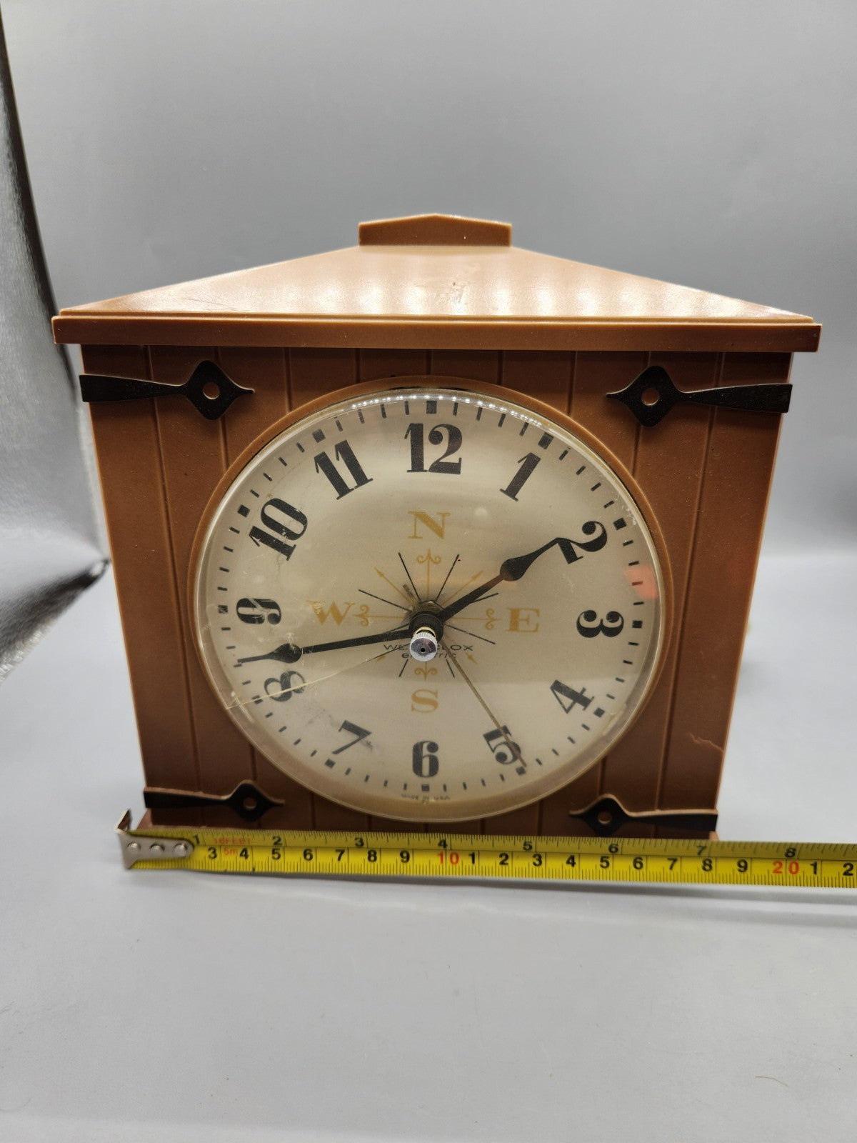 Retro Westclox Barn Style Electric Wall Clock Vintage Farmhouse Decor...