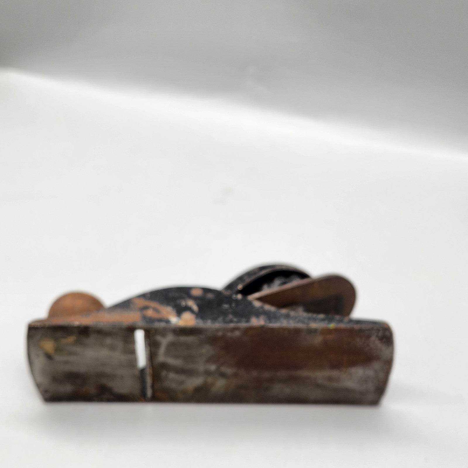 Vintage Woodworking Hand Plane – Cast Metal w/ Wooden Handle