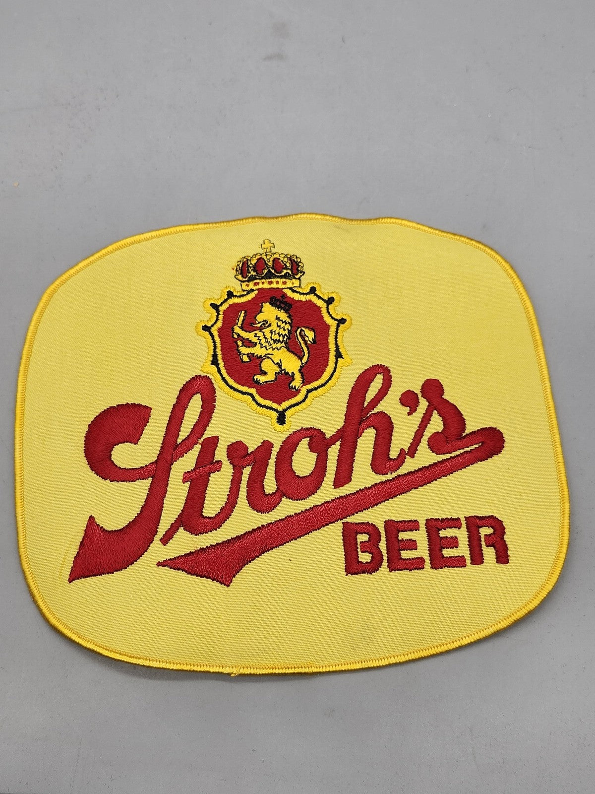 Vintage Stroh's Beer Logo Patch Yellow Red Embroidered Breweriana Bar Decor