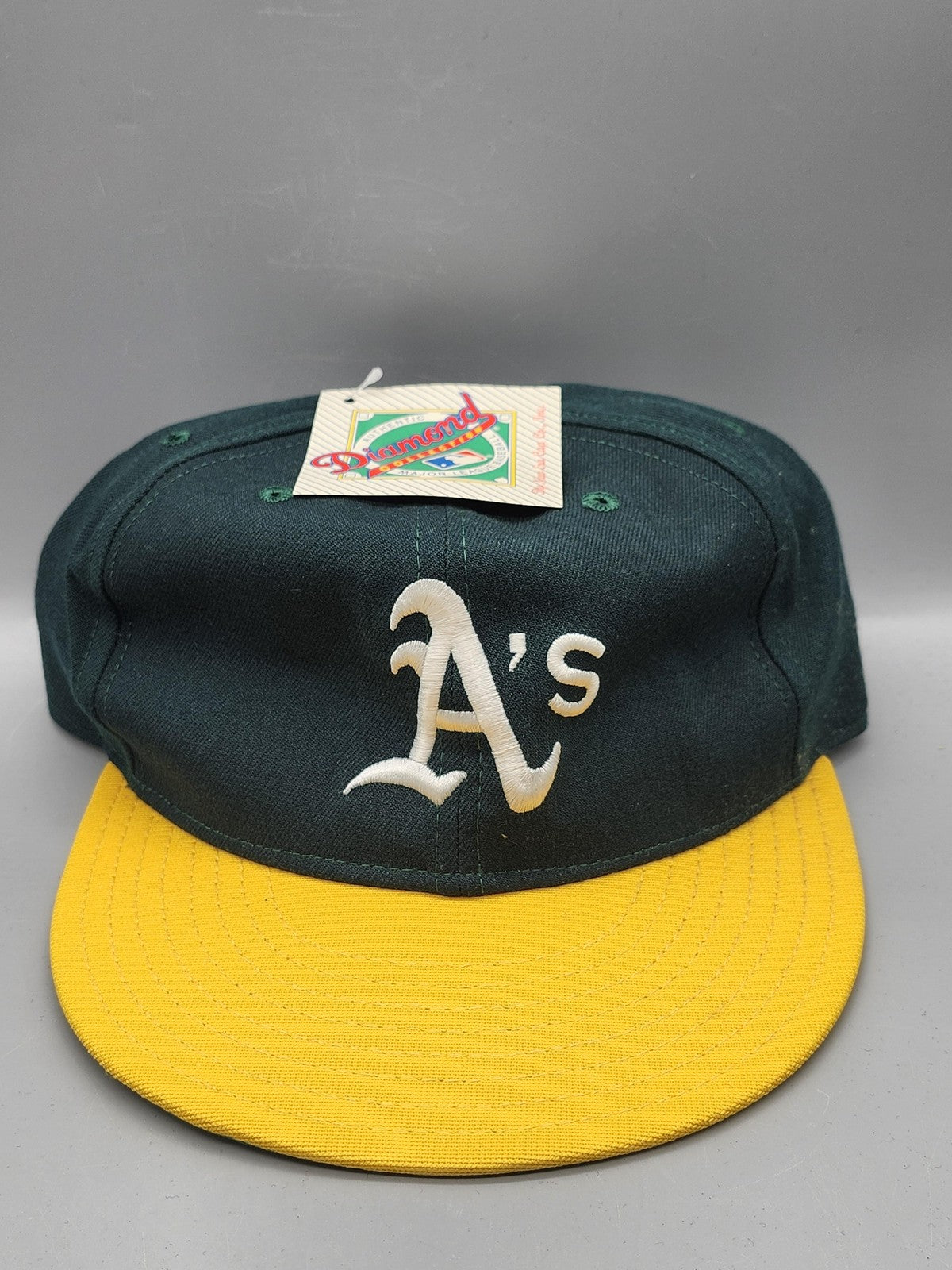 Vintage Oakland Athletics Hat Cap Fitted Mens 7 1/4 Green MLB Baseball New Era
