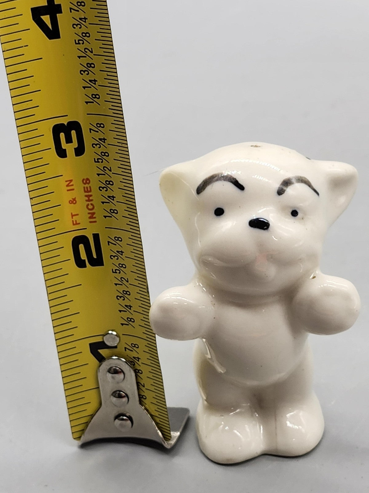 Ceramic Bear Salt & Pepper Shaker Small White Vintage Figurine Kitchen Decor