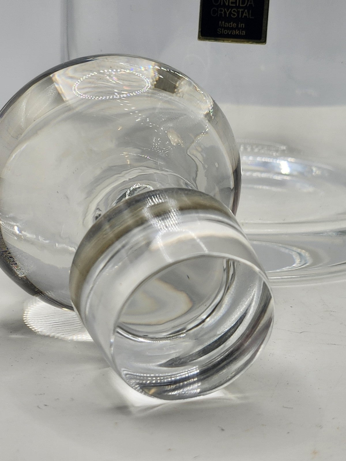 Oneida Crystal Clear Whiskey Decanter Round Stopper Barware Made In Slovakia