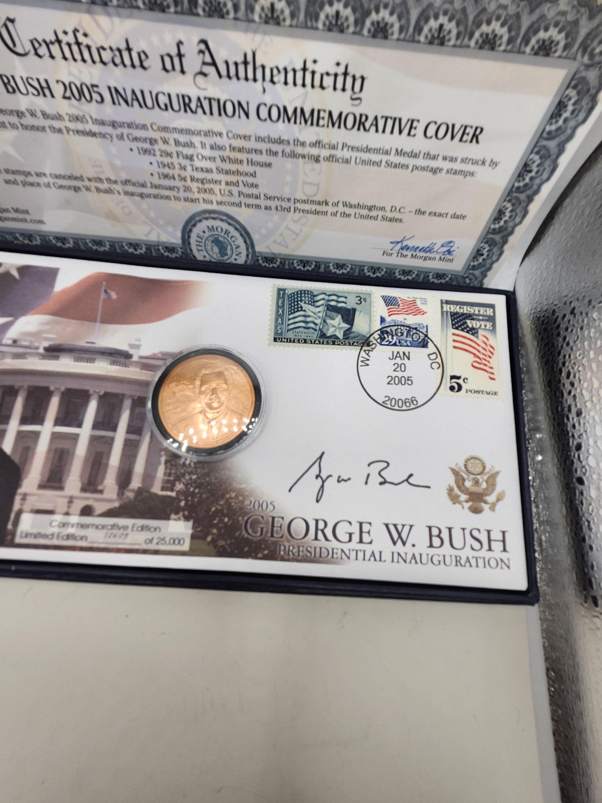 Vintage George W Bush Inauguration Coin Cover 2005 Morgan Mint Gold Tone COA