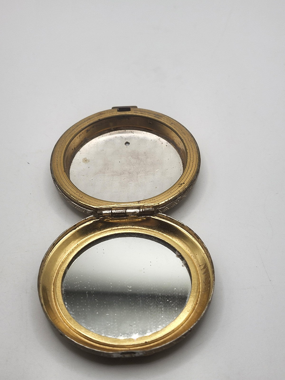 Vintage Avon Gold Tone Basketweave Compact Mirror Oval Makeup Case Vanity Decor