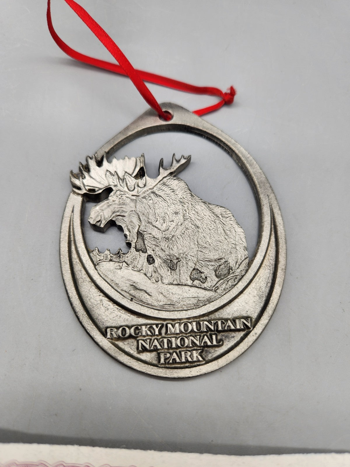 Michael Ricker Pewter Moose Ornament Rocky Mountain National Park 2002 w/ COA
