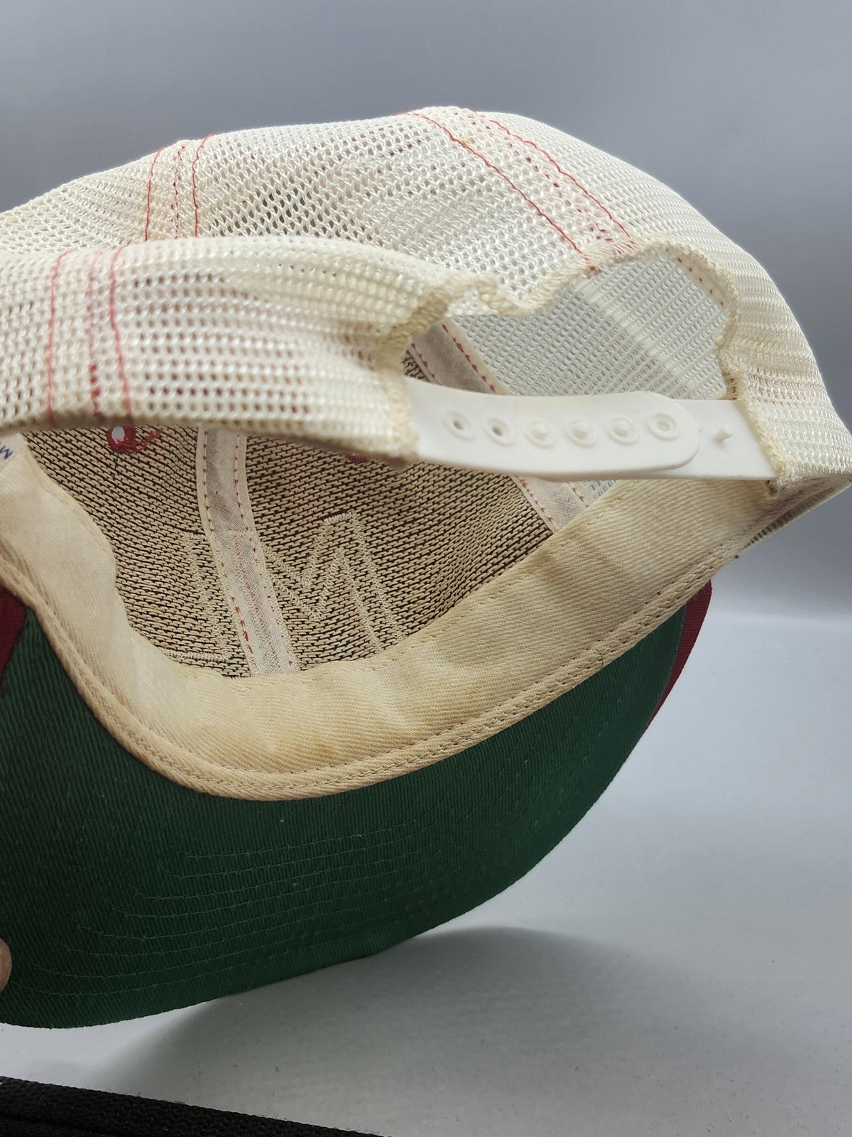 Vintage New Era ML Hat Cap Snap Back Mens Medium Red Mesh Pro Model 80s