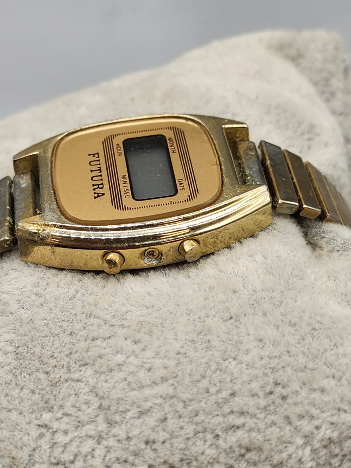 Vintage Futura LCD Digital Watch Gold Tone Stretch Band Parts Repair AS-IS