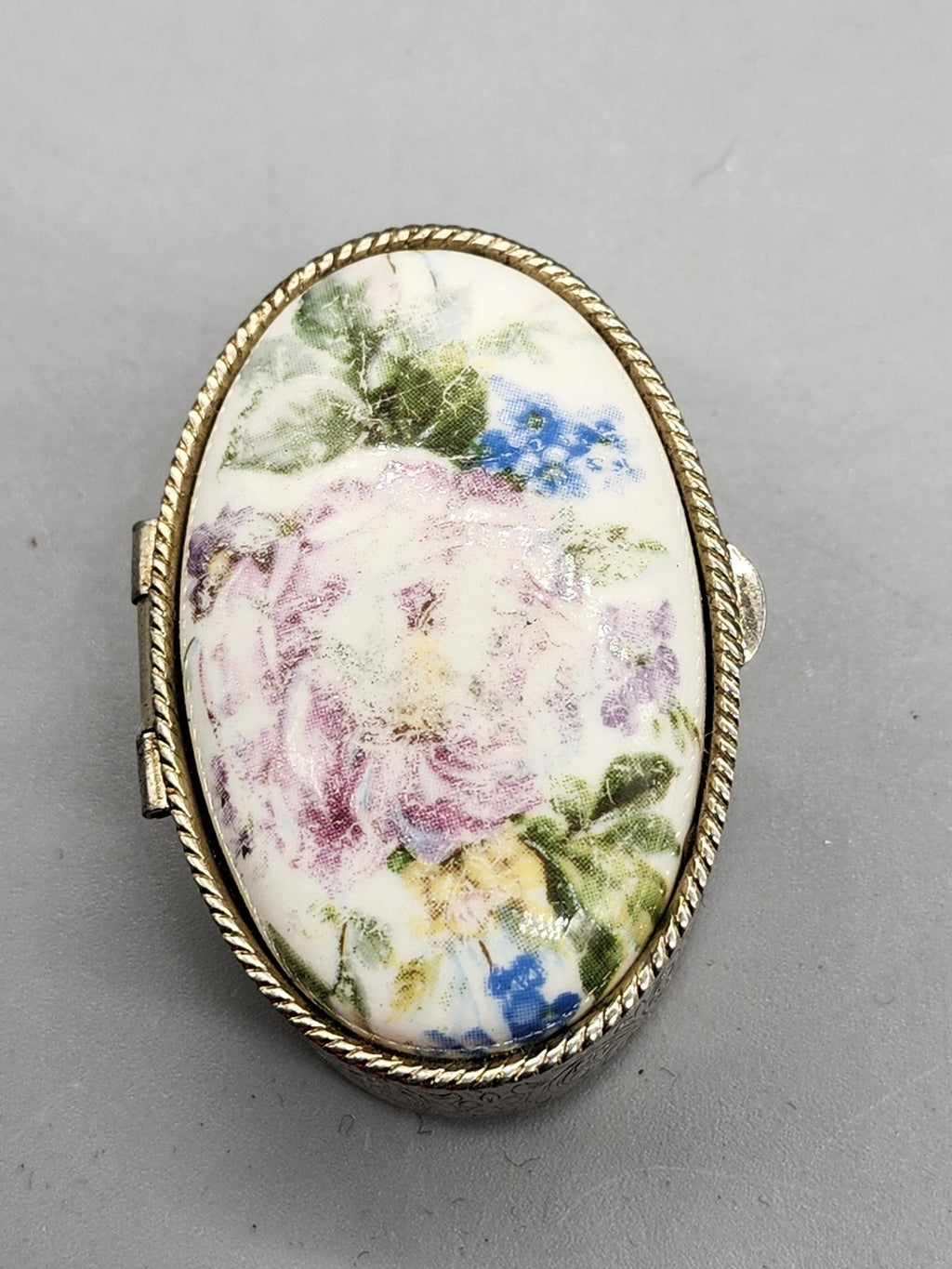 Vintage Oval Floral Porcelain Trinket Pill Box Silver Tone Engraved Jewelry